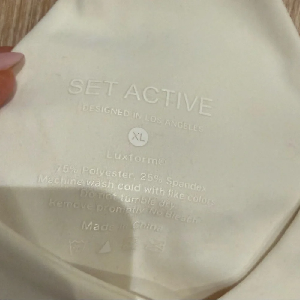 SET ACTIVE | lot of TWO sports bras - Picture 3 of 8